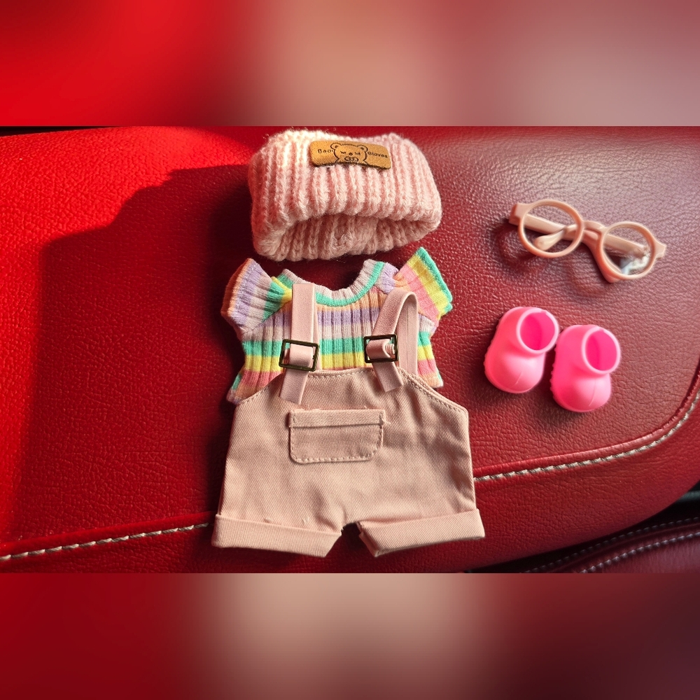 Labubu Outfit Set with Accessories